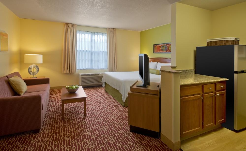 Birch Hills Suites - Blue Ash Zewnętrze zdjęcie